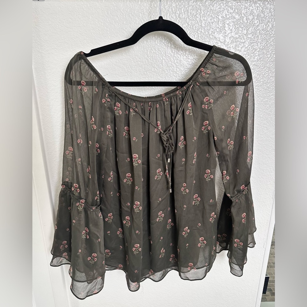 White House Black Market Off the Shoulder Flowy Top
